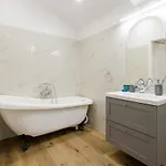 Shortstaypoland Zelazna