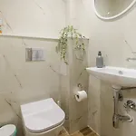 Shortstaypoland Zelazna ワルシャワ